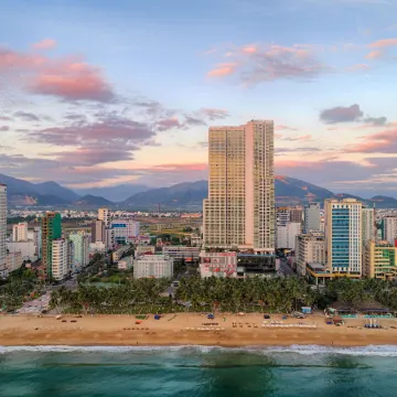 Vinpearl Beachfront Nha Trang