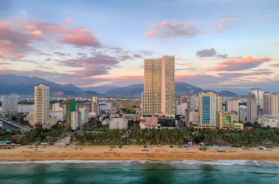 Vinpearl Beachfront Nha Trang