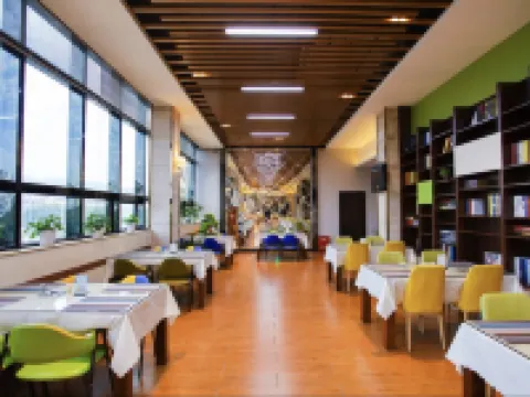豪斯頓國際飯店（龍巖萬寶廣場中山路步行街店） 龍巖住宿飯店