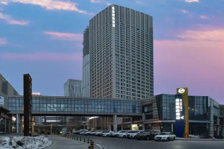 Golden Port International Hotel Urumqi Отели рядом с достопримечательностью «S21 Desert Highway»