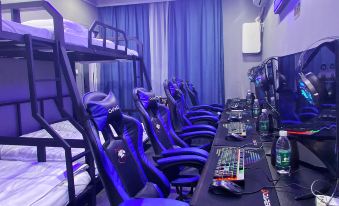 Huarong Exi E-sports Hotel