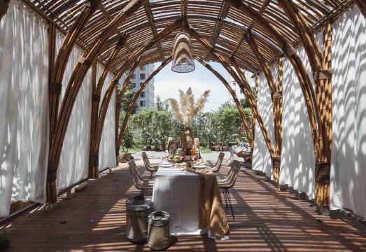 Yibin ShiShe Zhuliguan Hotel Overview