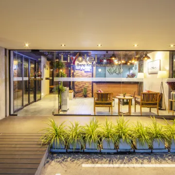 Livotel Express Hotel Bang Kruai Nonthaburi - No Parking Отели рядом с достопримечательностью «Пирс Kiak Kai»