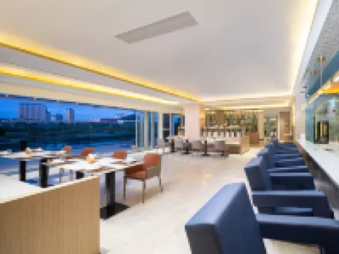 楚梵江景飯店(西雙版納景洪告莊西雙景星光夜市店) 景洪住宿飯店