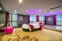 Vienna Hotel (Chongzhou High Speed Railway Station) - 3-Star