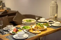 Liyang Nanshan Bamboo Sea Dreamland Art Hot Spring B&B