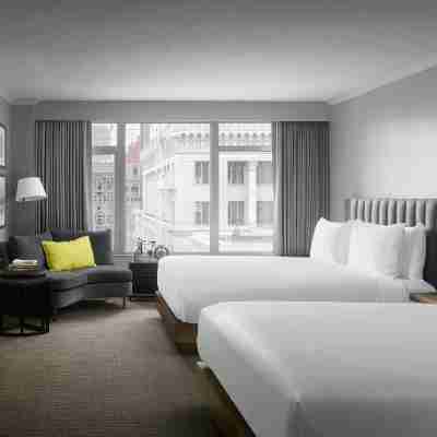 The Duniway Portland, A Hilton Hotel Rooms