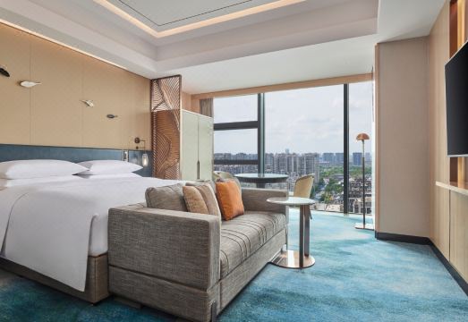 5. 옌청 힐튼 호텔..