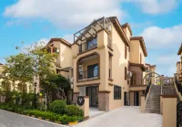 Huizhou Nankunshan Chuyi Designer Parent-child Theme Pool Hot Spring Villa