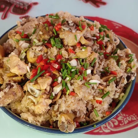 Kaihua Qianyuan Yinju Yishe