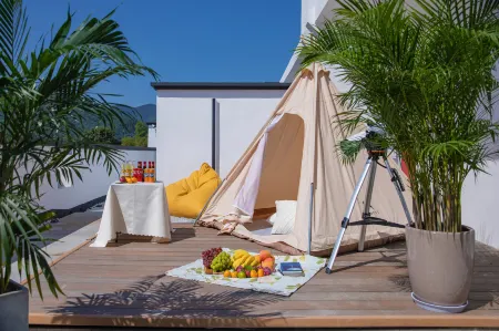 Hongcun Starry Sky Under Field • Ruwan Holiday Homestay