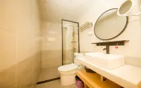 A cloud home stay in zhaoxing dong village