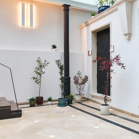 Hotel Pod Różą Отели рядом с достопримечательностью «Ворота Святого Флориана»