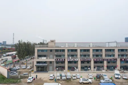 Fengshang Hotel (Shijiazhuang City Economic Vocational College East Campus) Отели в г. Вуцзи