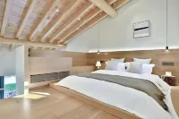 Stray Birds Resort Hotels in Jiaxing