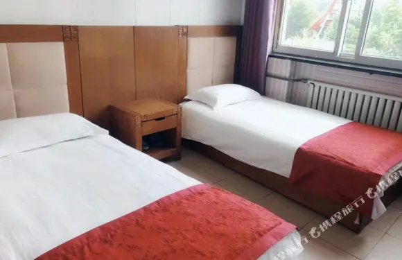 盧龍冀強快捷賓館