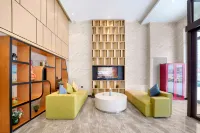 Chonpines Hotel (Harbin Ice and Snow World Rongchuangmao Store)