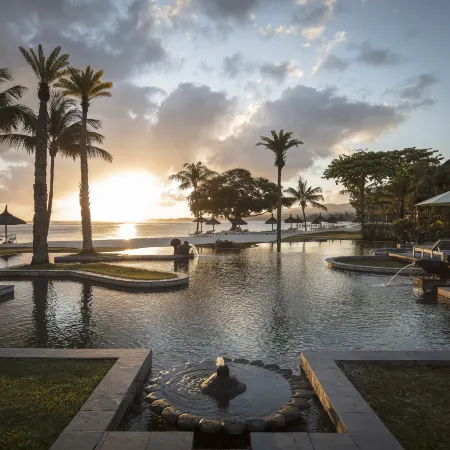 Shanti Maurice Resort & Spa