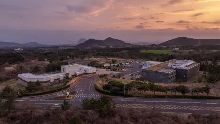 Luceville Отели рядом с достопримечательностью «Bonte Museum»