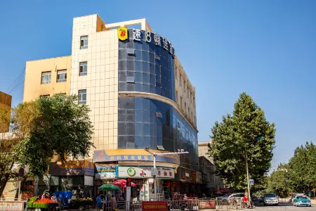 Super 8 Hotel (Akto)