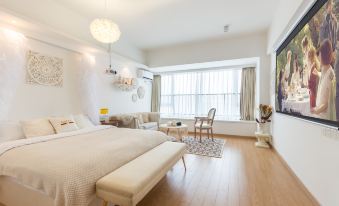 Hechuan Baolong Star Light Beauty Hotel