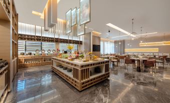 Atour Hotel Taifu Plaza South Ring Road Karamay