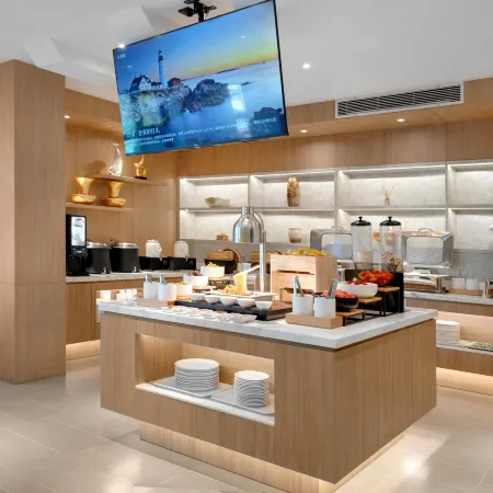 HanTing Premium Hotel (Mudanjiang Pedestrian Street Railway Station)