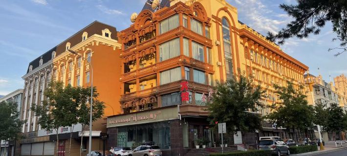 Jinlu Business Hotel (Heihe Riverside) Hotels in Heihe