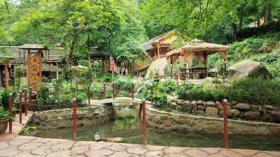 Yunju Zhidian Resort Hotels near Yunju (Cloud Home) Mountain