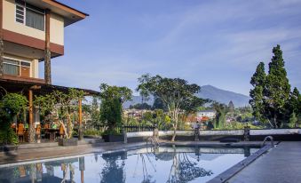The Grand Hope Resort and Residence