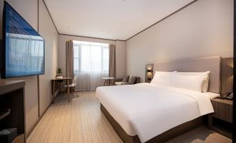 HanTing Hotel (Fengqiu Dongfeng Road)
