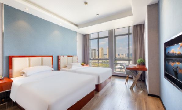 Yunlong Hotel (Wenling Yintai Branch)