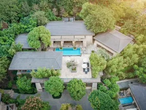 Ronghui Hot Spring Resort