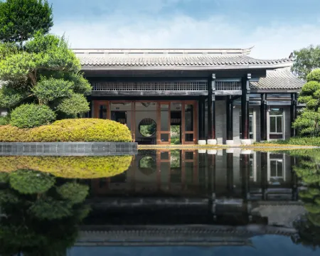 Nandian Banshan Hot Spring Hotel Hotels in Lianghe