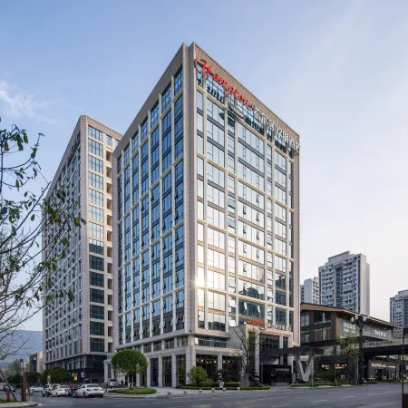 Hampton by Hilton Yibin Railway Station