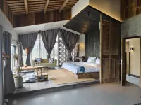 B&Bs in the Art Museum in· in Huatian Time