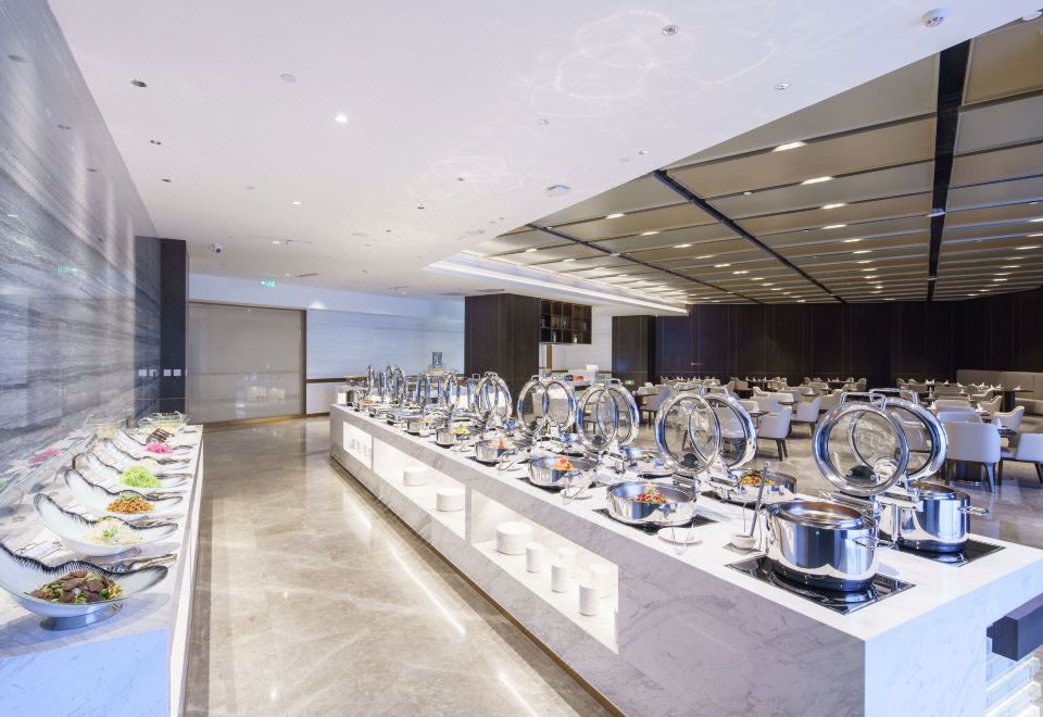 Urumqi Military Brigade Kunlun HotelHotel Overview