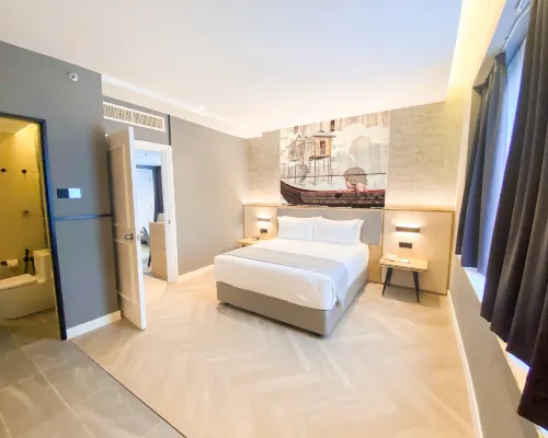 Hotel Royal Signature Rooms Photos