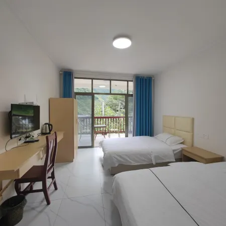 Qingchuan Kelaiyue Farm Stay