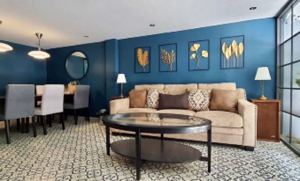 BEB Silom Condolette