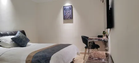 Bai Li Hotel Отели рядом с достопримечательностью «Runyang Bridge»