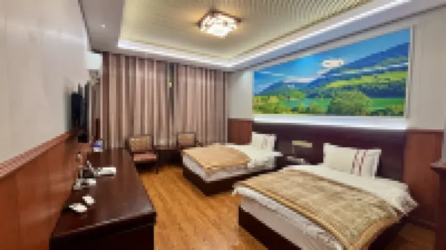 香格里拉白水河ホテル 白水台周辺のホテル