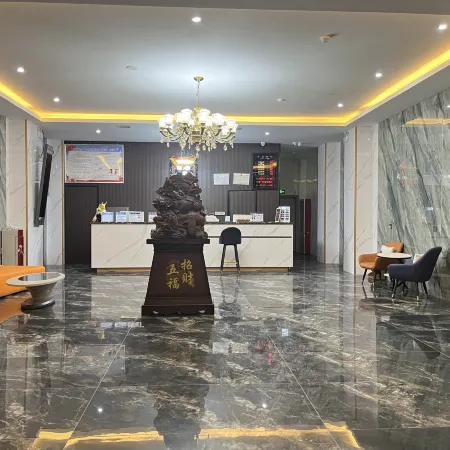 Zadoi Qingke Hotel