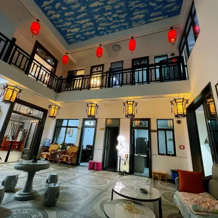 Baihui Hotel