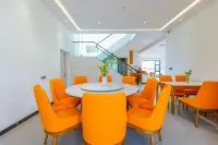 Hongcun Neighborhood · Smart Holiday Courtyard Homestay