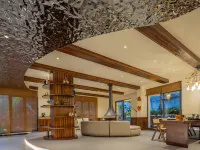 Quxiang Yazhu · Design City Private Hot Spring Homestay (Quyuan's Hometown) Hotels in Zigui County