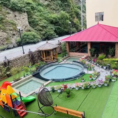 Shiman Hot Spring Hotel