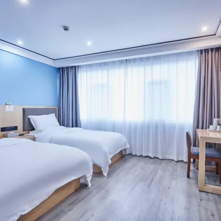 RuJia Pebble Hotel (Delingha Lianhu Road Bayin River)