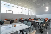 Holiday Inn Burqin Border Town