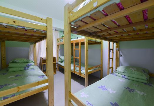 호스텔 로비 전경